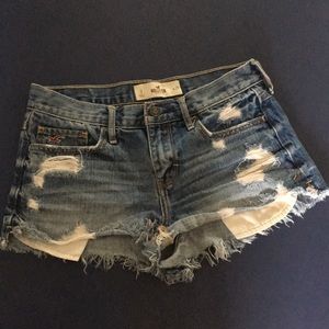 Hollister distressed Denim Shorts ☆
